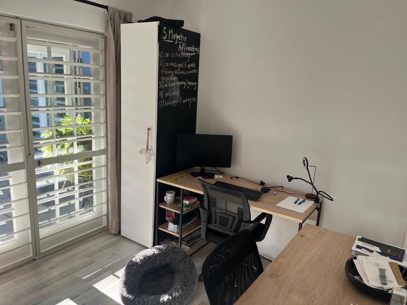 To Let 3 Bedroom Property for Rent in Uitzicht Western Cape
